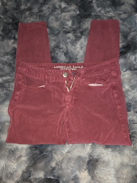 American Eagle Outfitters Denim - American Eagle Outfitters Women's Burgundy Skinny Jeans (Short)